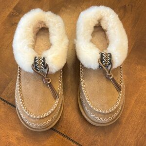 Ugg Tasman alpine slipper-chestnut NEW sz 8